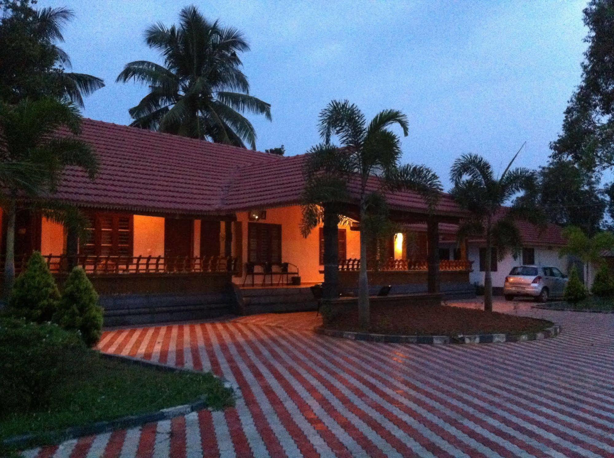 Baywatch Beach Resort Alappuzha المظهر الخارجي الصورة