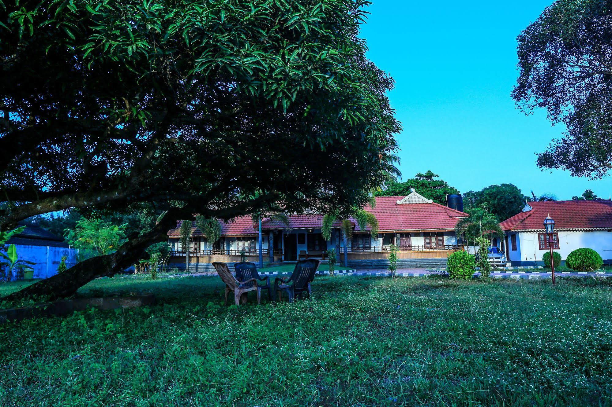 Baywatch Beach Resort Alappuzha المظهر الخارجي الصورة